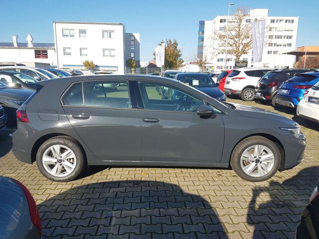 Volkswagen / Golf / Grau / Life /  / 