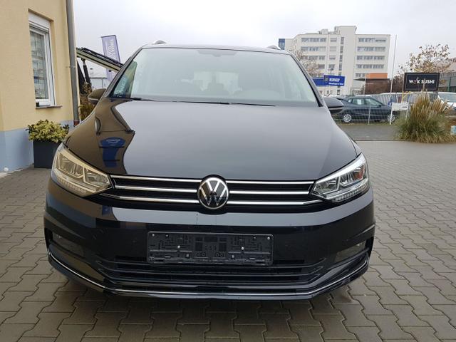 Volkswagen / Touran / Schwarz / Highline  /  / 