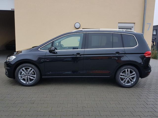Volkswagen / Touran / Schwarz / Highline  /  / 