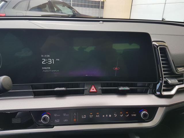 Kia / Sportage / Grau / Dynamic Plus Line / / Hybrid, Beispielbilder, ggf. teilweise mit Sonderausstattung