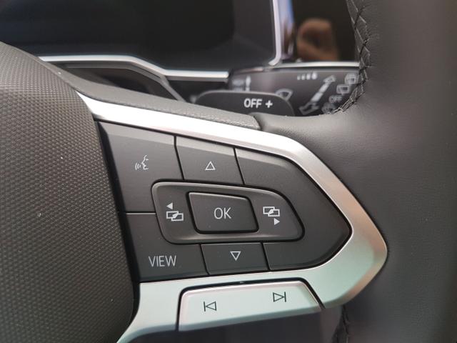 Volkswagen / Polo / Grau / Style / / Automatik