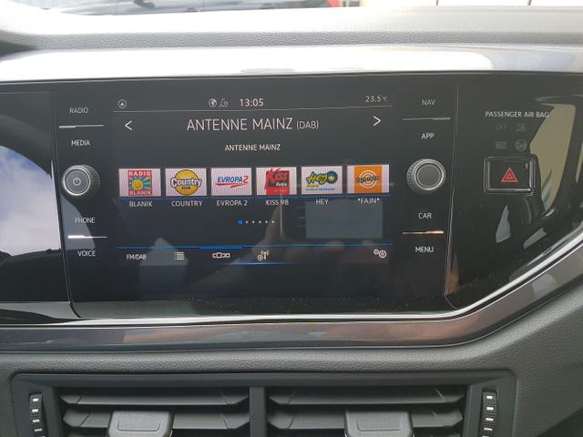 Volkswagen / Polo / Grau / Style / / Automatik