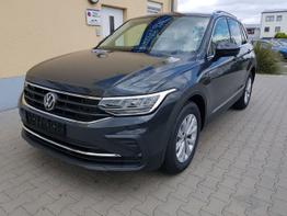 Volkswagen Tiguan - Elegance Navi Dig. Cockpit Sitzheizung Front Assist 18 Zoll LM