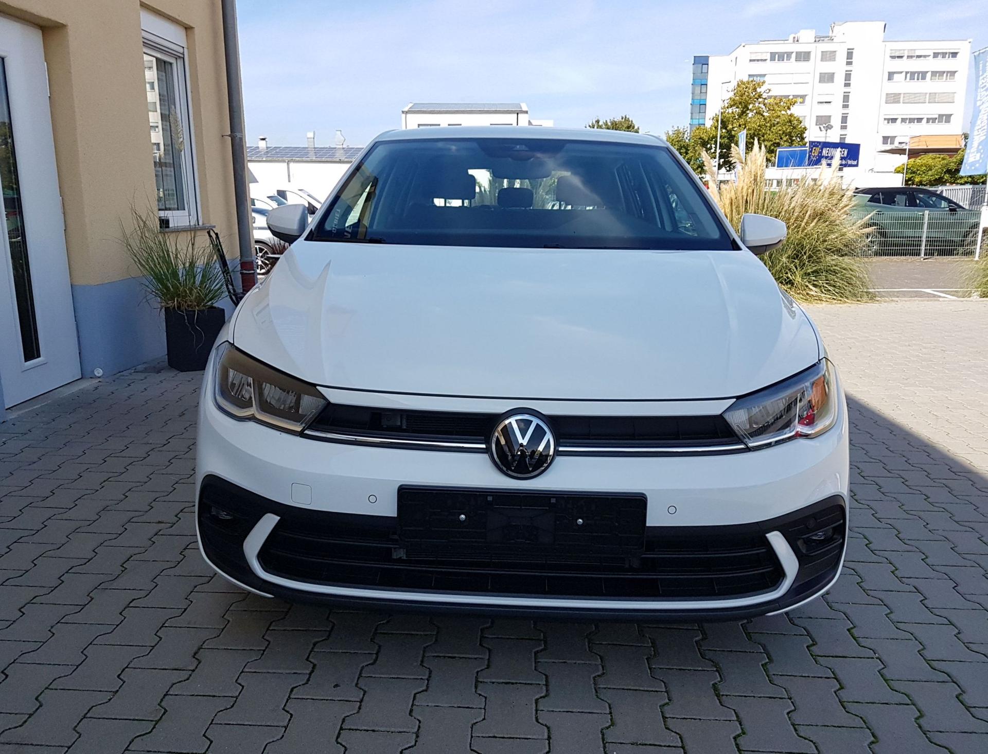 Volkswagen / Polo / Weiß / Life /  / 