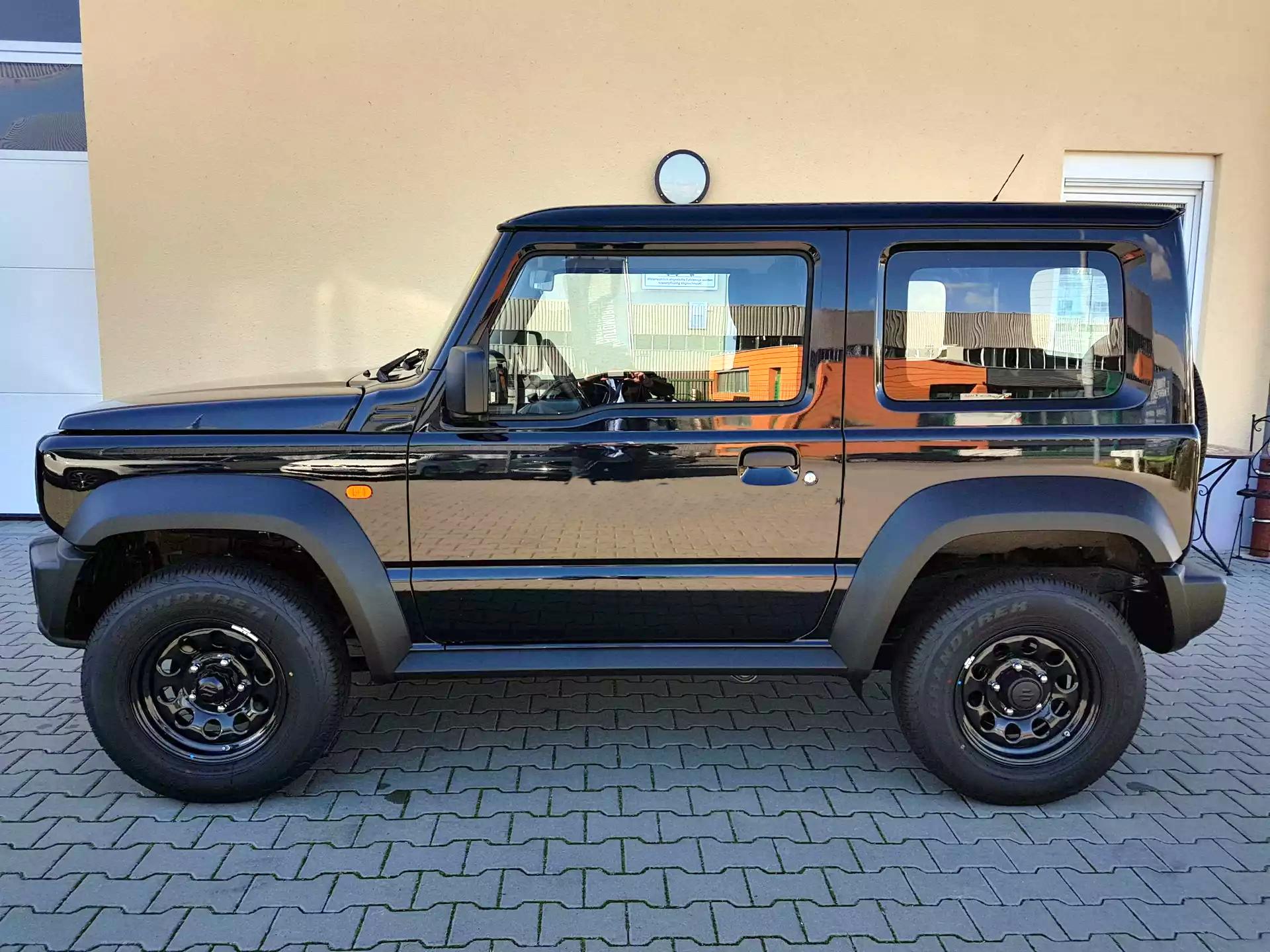 Suzuki Jimny Professional Comfort günstiger kaufen EUNeuwagen Gebrauchtwagen mit Rabatt