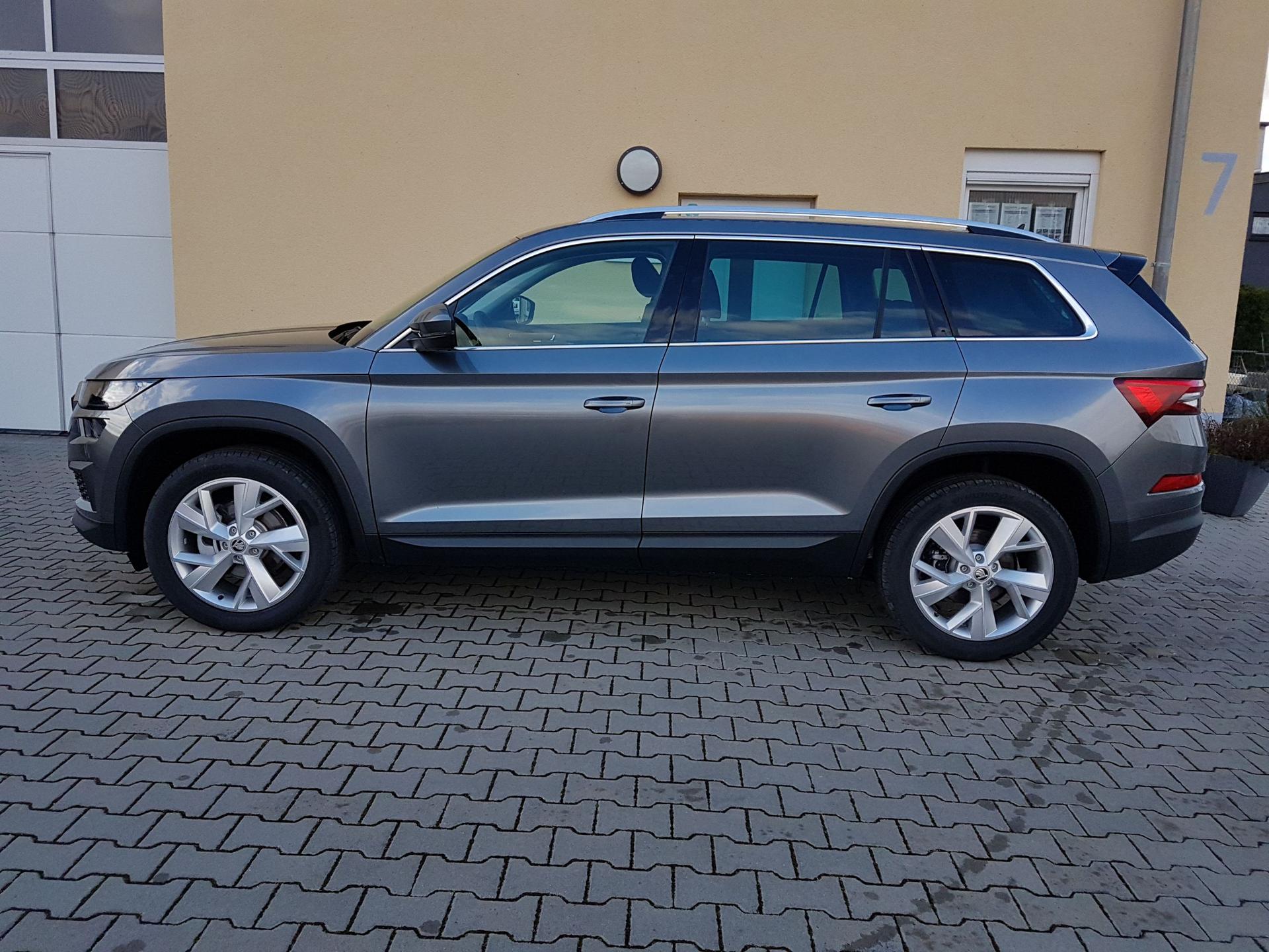 Skoda / Kodiaq / Grau / Style /  / 7 SITZE DSG 