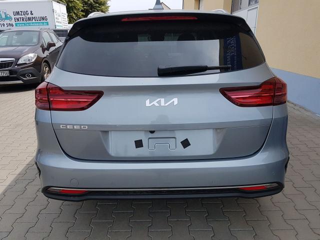 Kia / Ceed / Silber / Top / / , Beispielbilder, ggf. teilweise mit Sonderausstattung