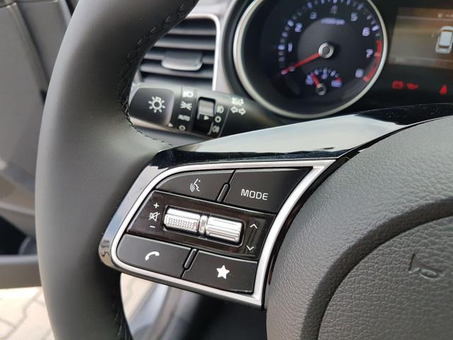 Kia / Ceed / Silber / Top / / , Beispielbilder, ggf. teilweise mit Sonderausstattung