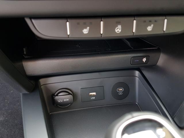 Kia / Ceed / Silber / Top / / , Beispielbilder, ggf. teilweise mit Sonderausstattung