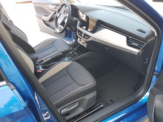 Skoda / Kamiq / Blau / Top Selection / / Race Blau, Beispielbilder, ggf. teilweise mit Sonderausstattung