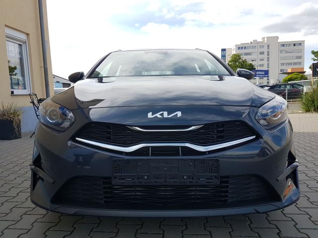 Kia / Ceed / Grau / SPIN / / Pentagrey Metallic, Beispielbilder, ggf. teilweise mit Sonderausstattung