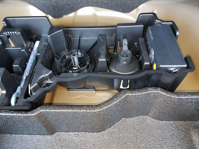 Peugeot / 2008 / Grau / Allure / / DSG, Beispielbilder, ggf. teilweise mit Sonderausstattung