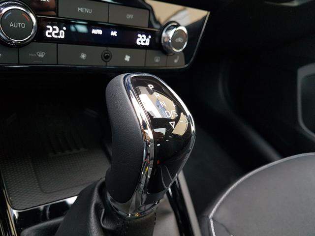 Skoda / Kamiq / Wei&szlig; / Monte Carlo AHK / / , Beispielbilder, ggf. teilweise mit Sonderausstattung