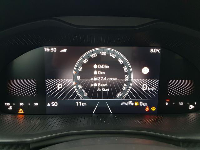 Skoda / Kamiq / Wei&szlig; / Monte Carlo AHK / / , Beispielbilder, ggf. teilweise mit Sonderausstattung