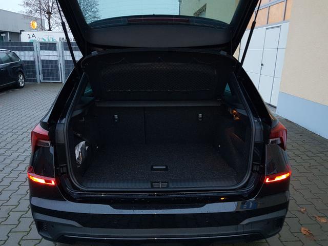 Skoda / Kamiq / Schwarz / Monte Carlo / / , Beispielbilder, ggf. teilweise mit Sonderausstattung