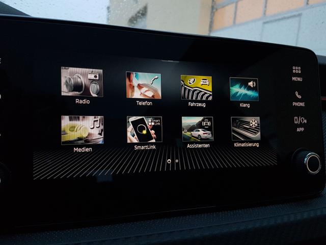 Skoda / Kamiq / Schwarz / Monte Carlo / / , Beispielbilder, ggf. teilweise mit Sonderausstattung