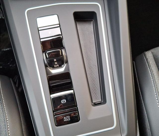 Volkswagen / Golf Variant / / Blue Anemone / / , Beispielbilder, ggf. teilweise mit Sonderausstattung
