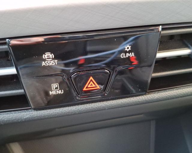 Volkswagen / Golf / Grau / Golf Life / / , Beispielbilder, ggf. teilweise mit Sonderausstattung