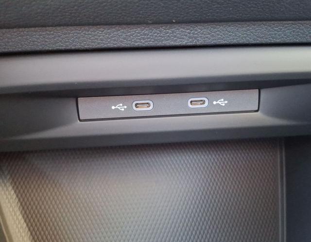 Volkswagen / Golf / Grau / Golf Life / / , Beispielbilder, ggf. teilweise mit Sonderausstattung