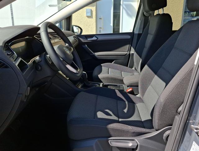 Volkswagen / Touran / Grau / Limited / / , Beispielbilder, ggf. teilweise mit Sonderausstattung