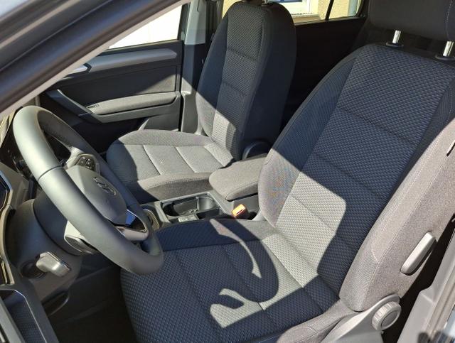 Volkswagen / Touran / Grau / Limited / / , Beispielbilder, ggf. teilweise mit Sonderausstattung