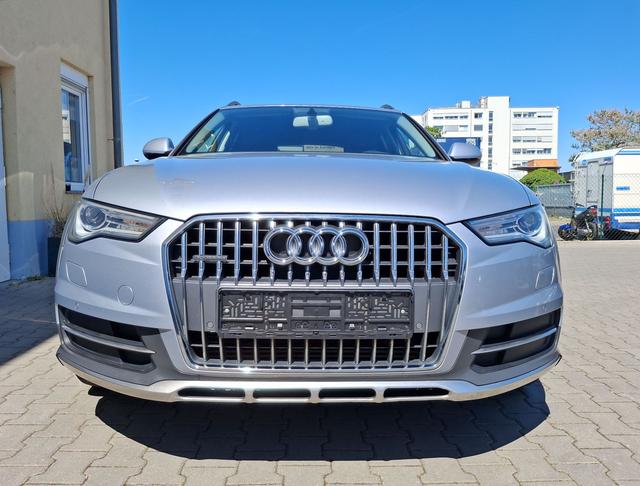 Audi / A6 allroad quattro / / / / 