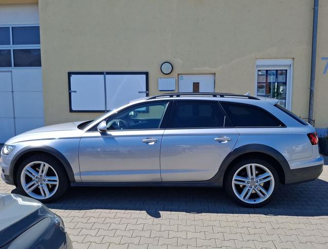 Audi / A6 allroad quattro / / / / 