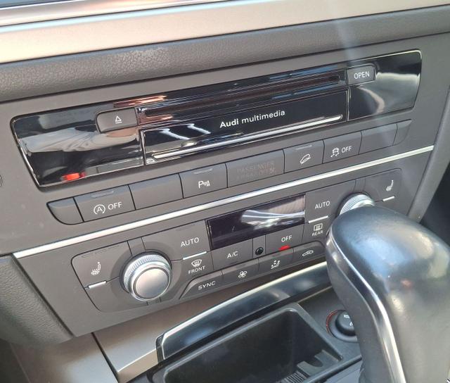 Audi / A6 allroad quattro / / / / 