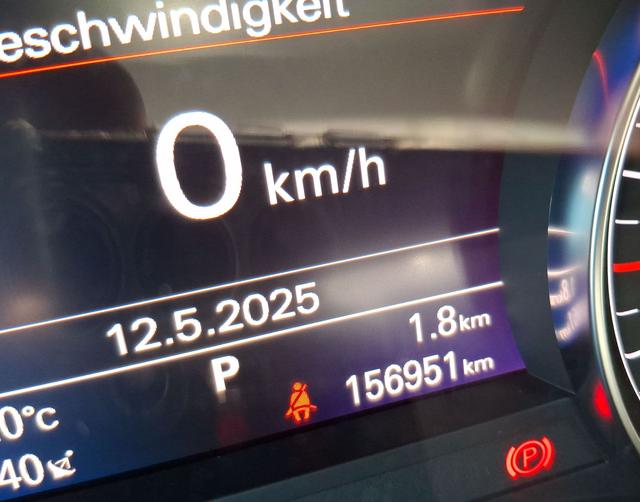 Audi / A6 allroad quattro / / / / 