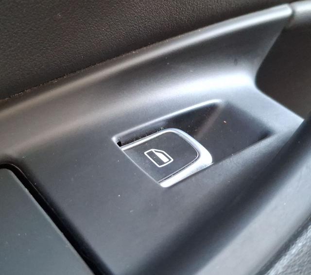 Audi / A6 allroad quattro / / / / 