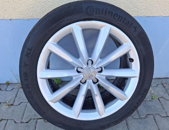 Audi / A6 allroad quattro / / / / 