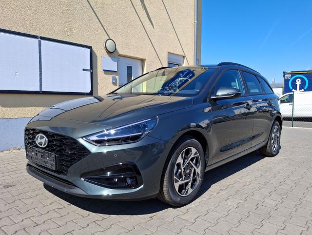 Hyundai i30 - Family Facelift Navi Kamera SHZ Tempomat PDC v+h