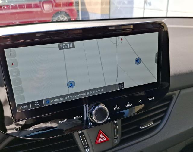 Hyundai / i30 / Grün / Family / / , Beispielbilder, ggf. teilweise mit Sonderausstattung