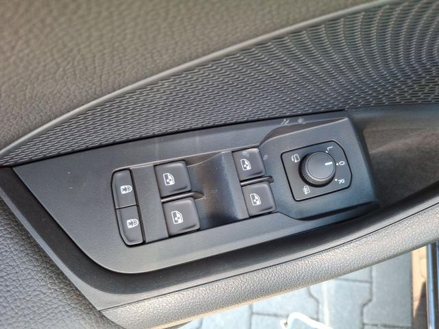 Skoda / Octavia / Schwarz / Selection / / , Beispielbilder, ggf. teilweise mit Sonderausstattung