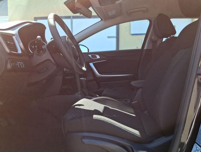 Kia / Ceed / Schwarz / Spin / / , Beispielbilder, ggf. teilweise mit Sonderausstattung