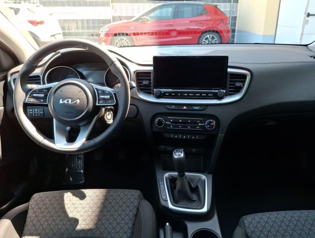 Kia / Ceed / Schwarz / Spin / / , Beispielbilder, ggf. teilweise mit Sonderausstattung