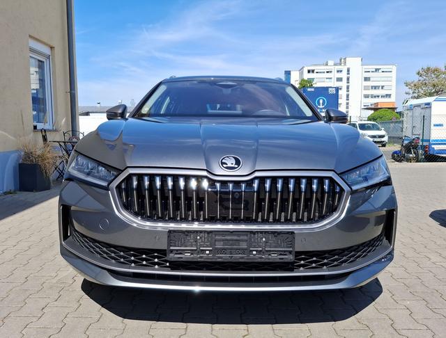 Skoda / Superb Combi / / / / , Beispielbilder, ggf. teilweise mit Sonderausstattung