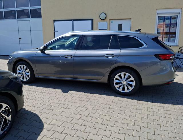 Skoda / Superb Combi / / / / , Beispielbilder, ggf. teilweise mit Sonderausstattung