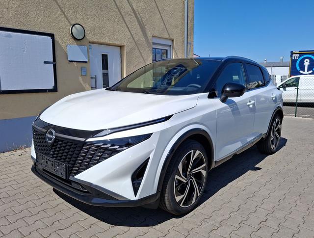 Nissan Qashqai - Tekna+ Klimaauto. PDC v.+ h. Kamera elektr. Heckklappe Panorama Glasdach Sitzheizung v.