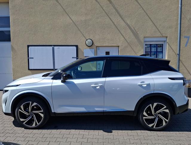 Nissan / Qashqai / Weiß / Tekna + / / , Beispielbilder, ggf. teilweise mit Sonderausstattung