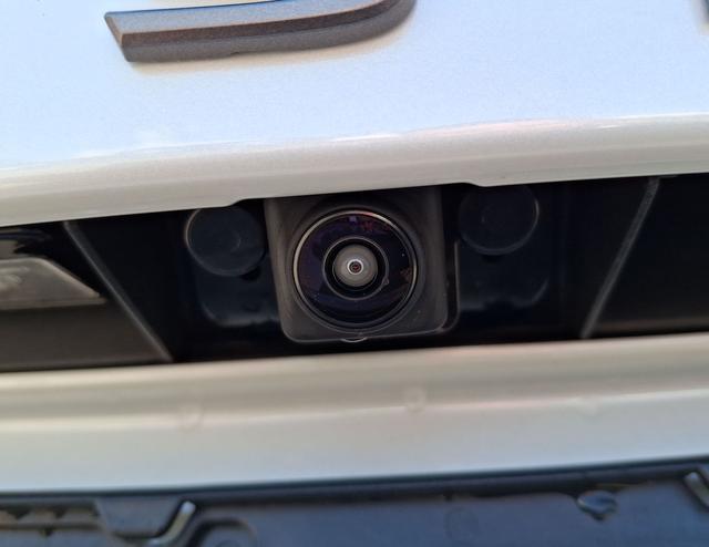 Nissan / Qashqai / Weiß / Tekna + / / , Beispielbilder, ggf. teilweise mit Sonderausstattung