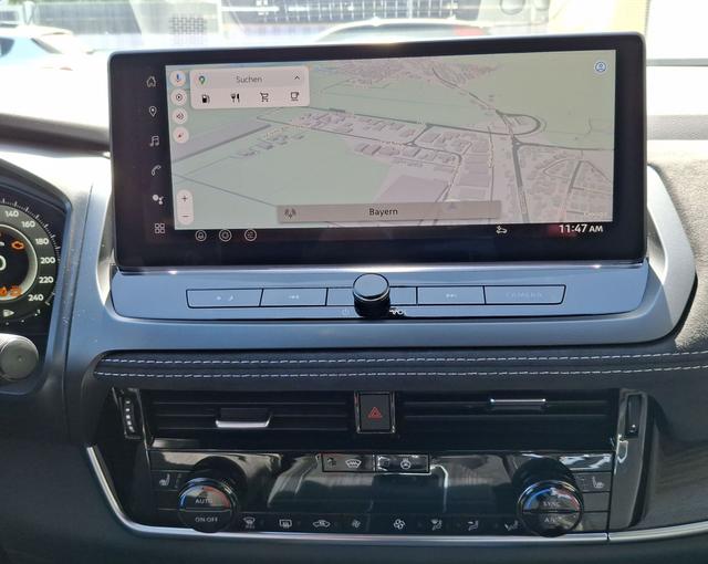 Nissan / Qashqai / Weiß / Tekna + / / , Beispielbilder, ggf. teilweise mit Sonderausstattung