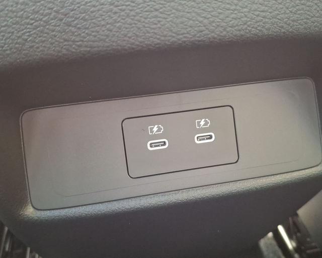 Nissan / Qashqai / Weiß / Tekna + / / , Beispielbilder, ggf. teilweise mit Sonderausstattung