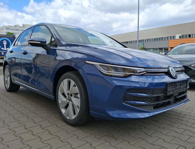 Volkswagen / Golf / Blau / Limited People / / 