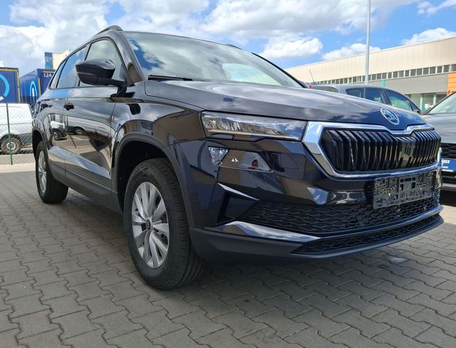 Skoda / Karoq / Schwarz / 130 Jahre + AHK / / , Beispielbilder, ggf. teilweise mit Sonderausstattung