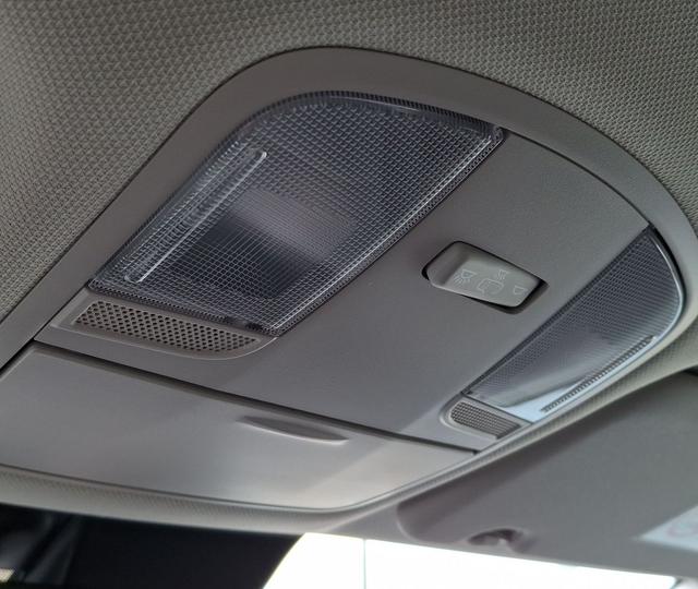 Hyundai / i30 / Schwarz / Family / / , Beispielbilder, ggf. teilweise mit Sonderausstattung