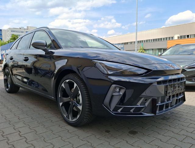 Cupra / Leon Sportstourer / Schwarz / Basis / / , Beispielbilder, ggf. teilweise mit Sonderausstattung