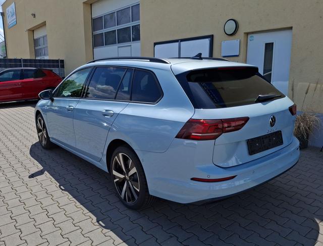 Volkswagen / Golf Variant / Blau / Ltd People + AHK / / , Beispielbilder, ggf. teilweise mit Sonderausstattung