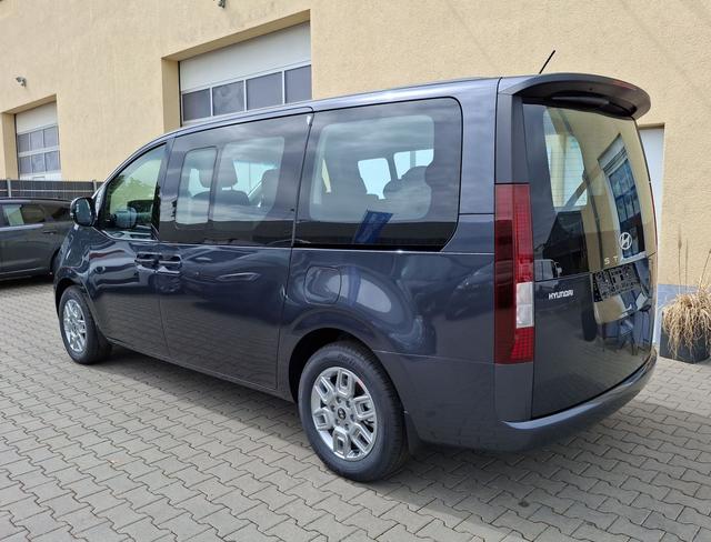 Hyundai / Staria / Grau / Comfort / / , Beispielbilder, ggf. teilweise mit Sonderausstattung