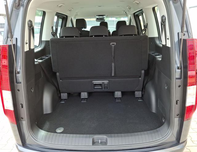 Hyundai / Staria / Grau / Comfort / / , Beispielbilder, ggf. teilweise mit Sonderausstattung